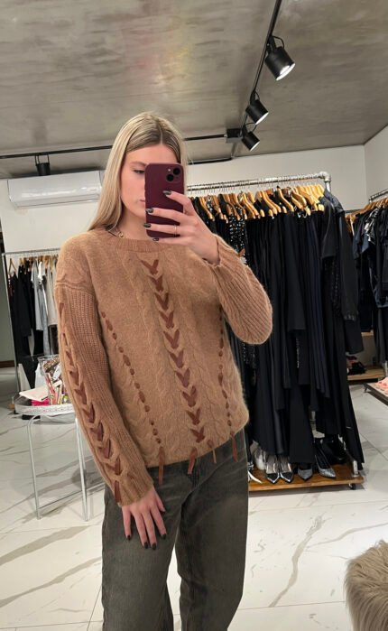 Sweater DOMA